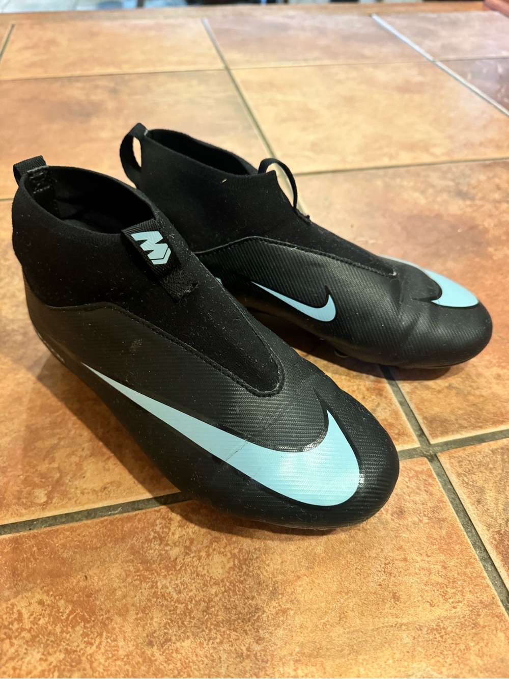 Nike Mercurial Air Zoom Boys 5.5 Cleats